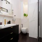 Apartman Royal Kopernika By Renters Prestige Varsó