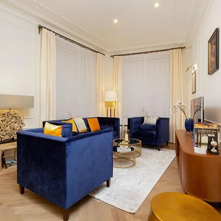 Royal Kopernika By Renters Prestige * Varsóvia