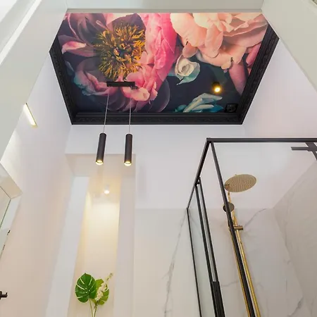 Royal Kopernika By Renters Prestige