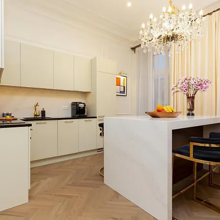 Royal Kopernika By Renters Prestige Βαρσοβία